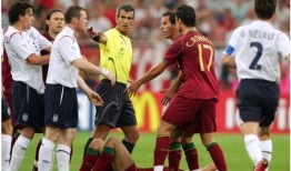 足球明星爆料论坛最新,揭秘赛场背后不为人知的秘密